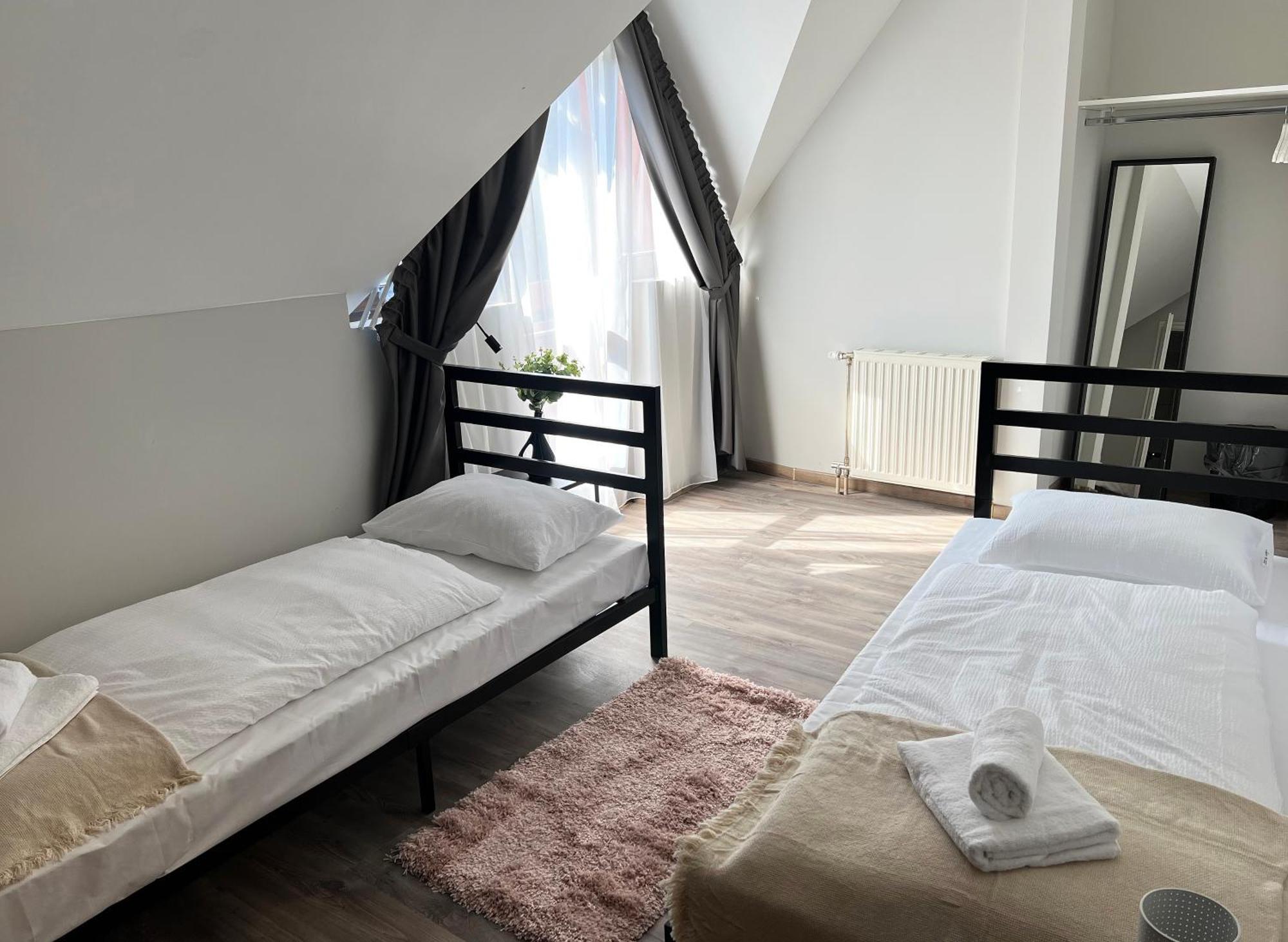 Nussbaum Panzio Hotel Keszthely Room photo